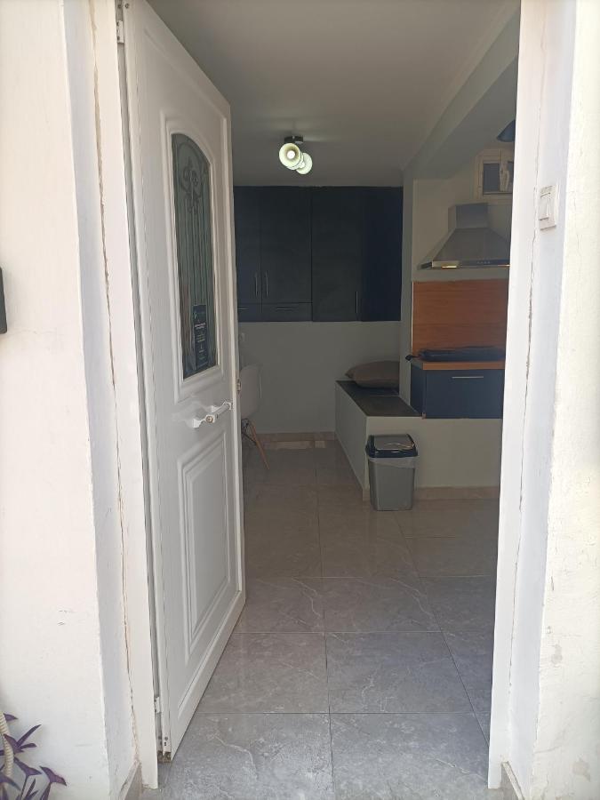 Appartement Cozy Studio à Athènes Extérieur photo